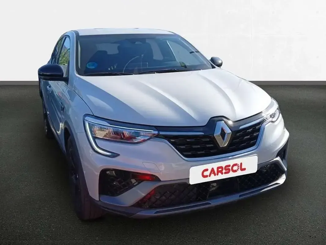 Usado Renault Arkana RS Line 144 CV (105 kW) 2022 Blanco SUV