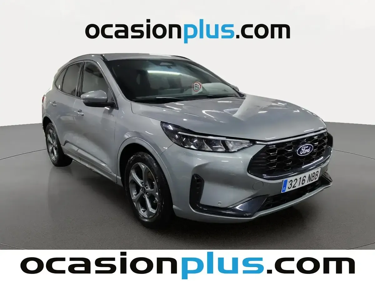Usado Ford Kuga ST-Line 150 CV (110 kW) 2025 Gris SUV