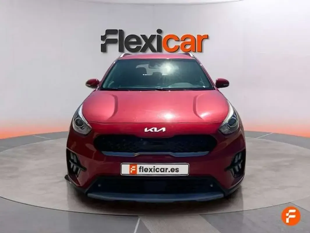 Usado Kia Niro 141 CV (103 kW) 2021 Rojo SUV