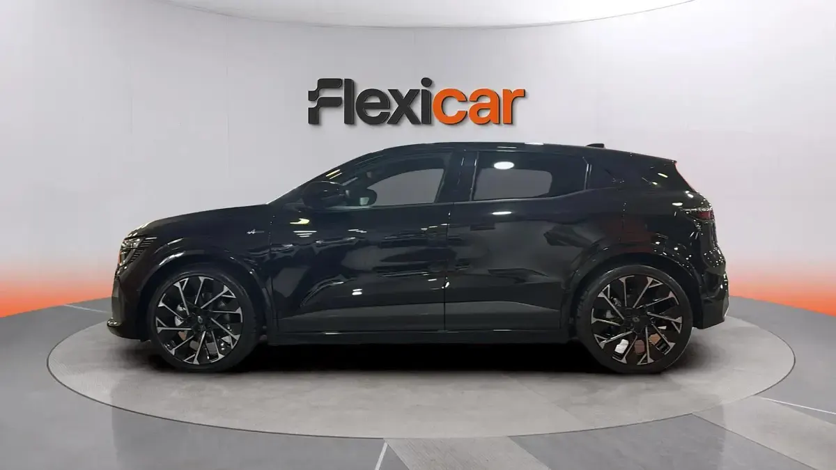 Usado Renault Megane E-Tech 160 kW (218 CV) 2026 Negro Berlina