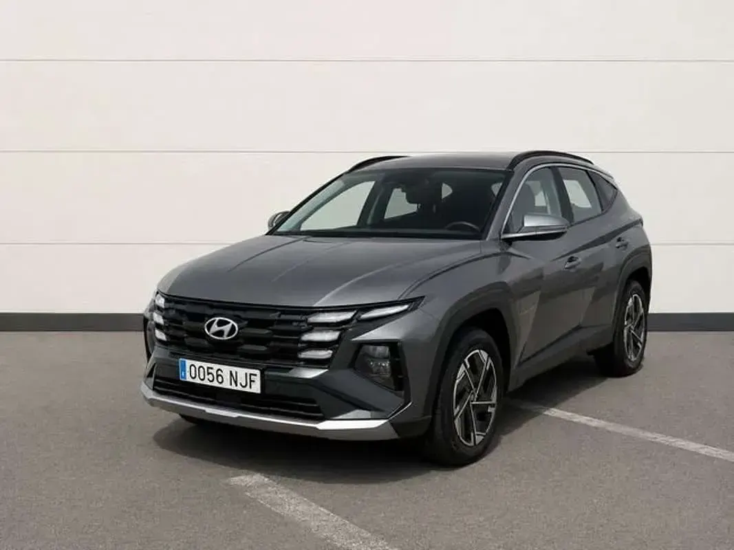 Usado Hyundai Tucson 215 CV (158 kW) 2025 Gris SUV