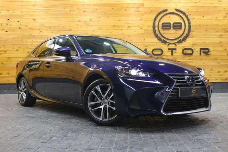 Azul Usado 2018 Lexus IS300h Luxury Line Berlina | 25.970 € (Caro) - Imagen 1/4