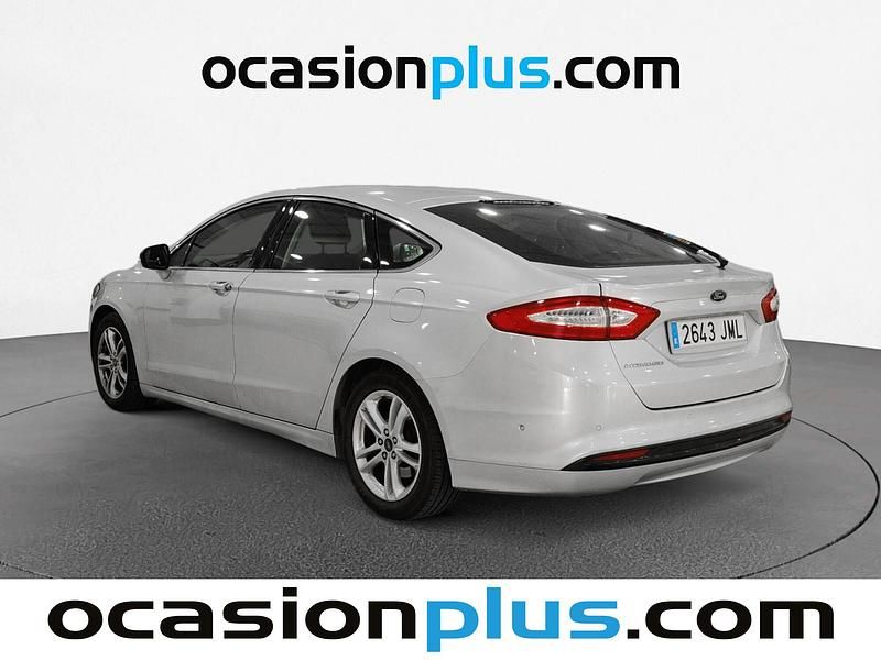 Usado Ford Mondeo Titanium 150 CV (110 kW) 2016 Gris Berlina