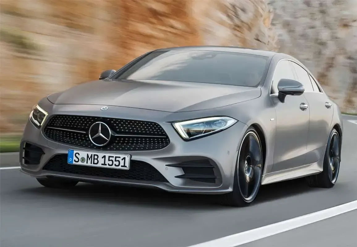 Usado Mercedes CLS300 265 CV (194 kW) 2023 Gris Coupe
