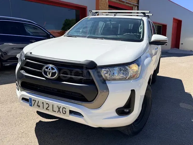 Usado Toyota HiLux 150 CV (110 kW) 2022 Blanco Pickup/Camioneta