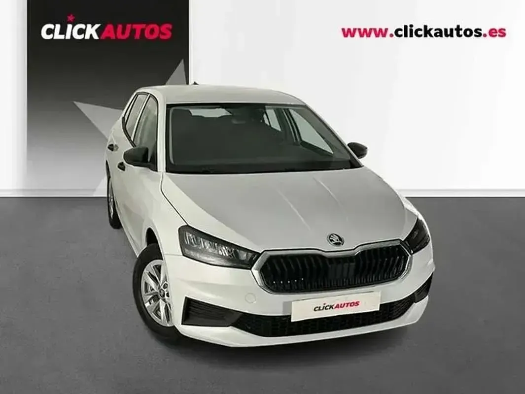 Usado Skoda Fabia Essence 80 HP (58 kW) 2025 Branco Citadino