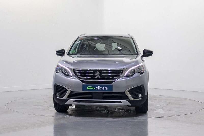 Usado Peugeot 5008 Allure 131 CV (96 kW) 2020 Plateado SUV