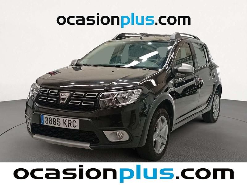 Negro Usado 2018 Dacia Sandero Essentiel Utilitario | 11.319 € (Un poco caro) - Imagen 1/4