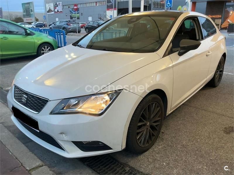 Usado Seat Leon CONNECT 125 CV (91 kW) 2016 Blanco Berlina