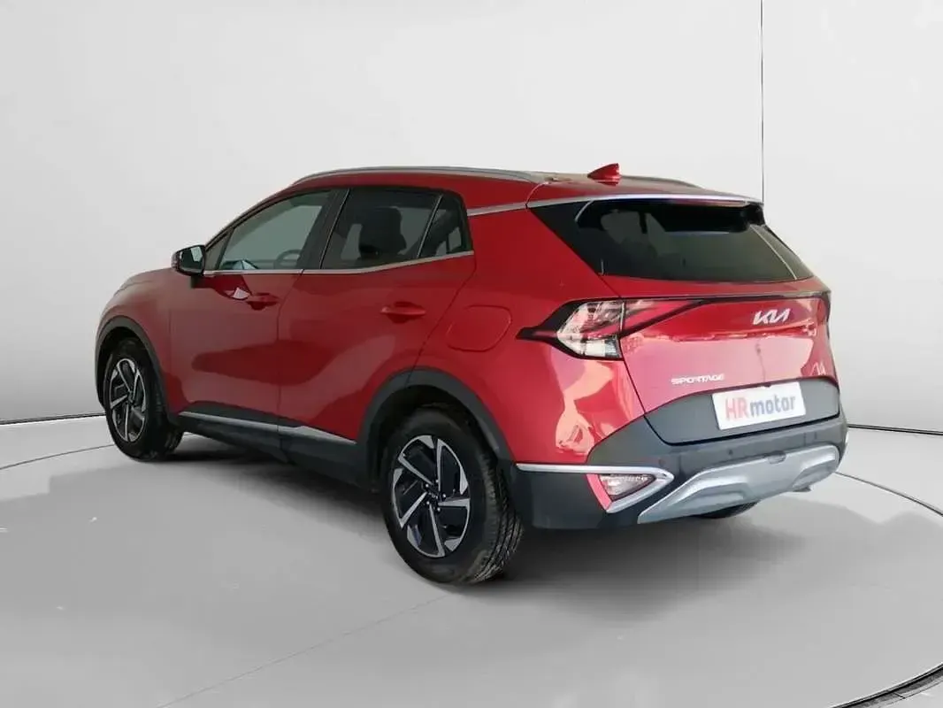 Usado Kia Sportage 152 CV (111 kW) 2022 Rojo SUV
