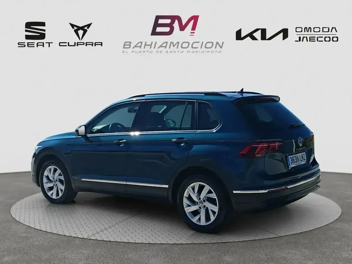 Usado VW Tiguan Life 150 CV (110 kW) 2021 Azul SUV