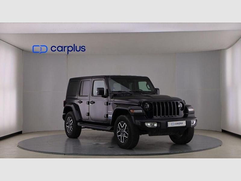 Usado Jeep Wrangler Unlimited Sahara 381 CV (280 kW) 2022 Negro brillante (sólido) SUV