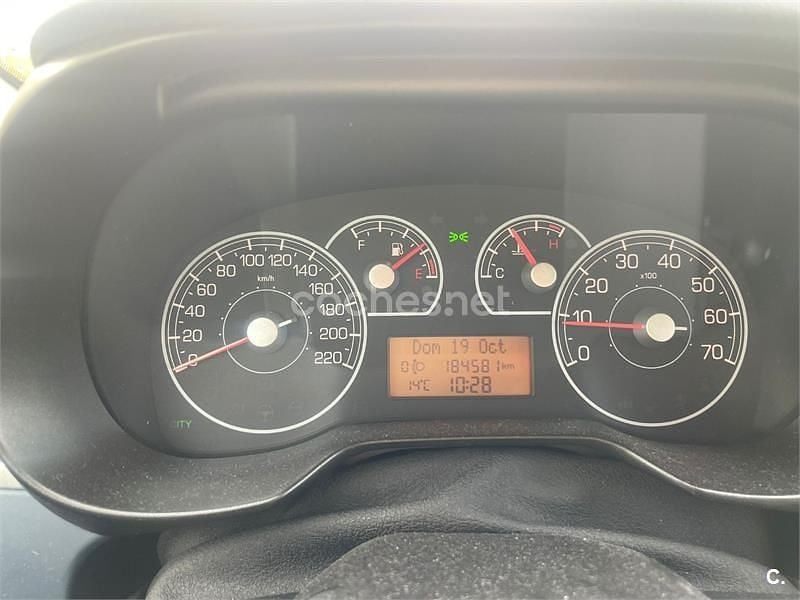 Azul Usado 2008 Fiat Punto Active Utilitario | 3000 € (Super precio) - Imagen 1/4
