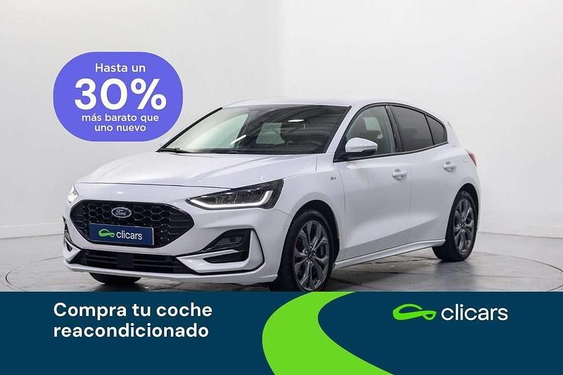 Usado Ford Focus ST-Line 125 CV (91 kW) 2022 Blanco Utilitario