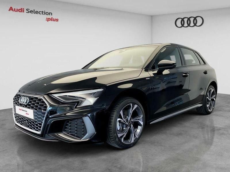 Negro Usado 2024 Audi A3 Sportback e-tron Utilitario | 40.300 € (Un poco caro) - Imagen 1/4