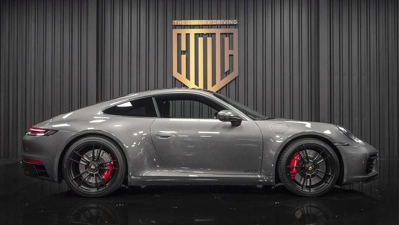 Usado Porsche 911 Carrera GTS 480 CV (353 kW) 2023 Gris Coupe