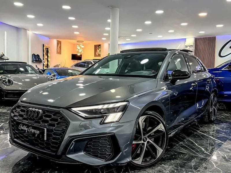 Usado Audi S3 Sportback Ambiente 310 CV (228 kW) 2021 Gris Utilitario