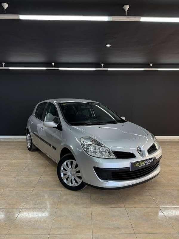 Usado Renault Clio II Campus 75 CV (55 kW) 2008 Gris Utilitario