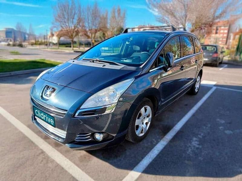 Usado Peugeot 5008 Active 114 CV (83 kW) 2013 Azul Monovolumen