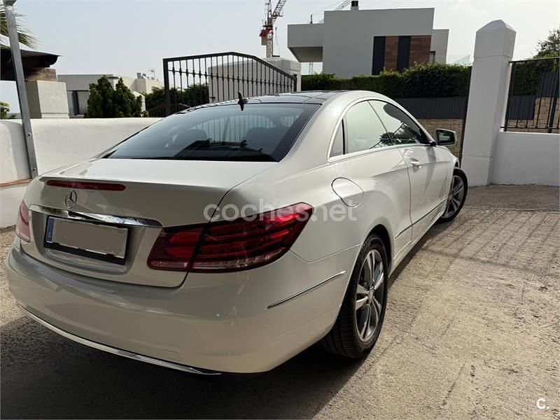 Usado Mercedes E200 184 CV (135 kW) 2014 Blanco Coupe
