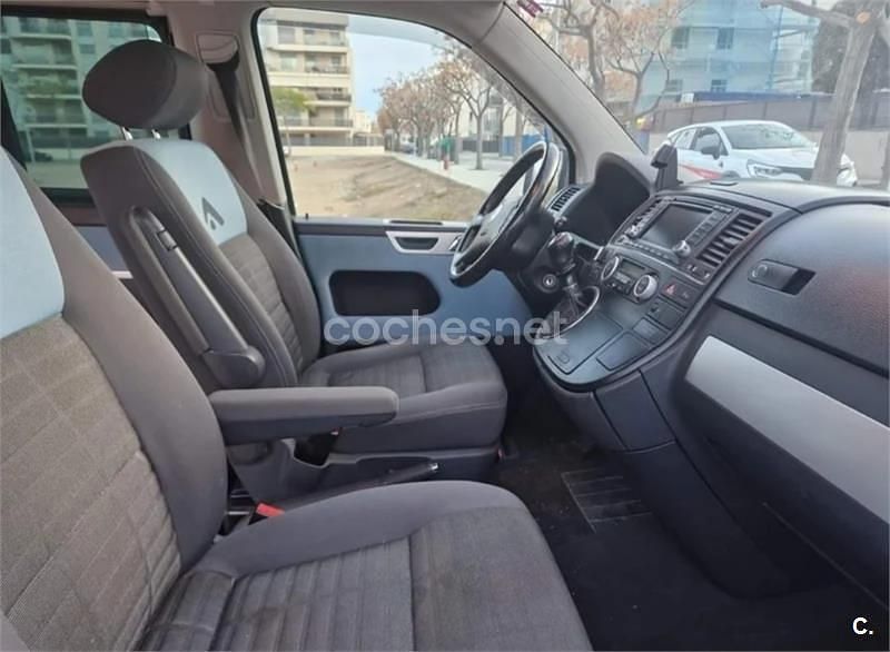 Usado VW Multivan Comfortline 174 CV (127 kW) 2007 Gris / plata Monovolumen