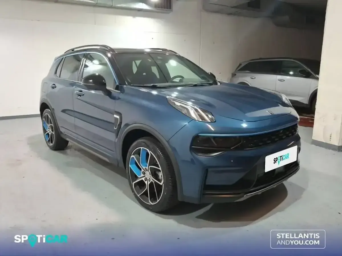 Usado Lynk & Co 01 261 CV (191 kW) 2023 Azul SUV