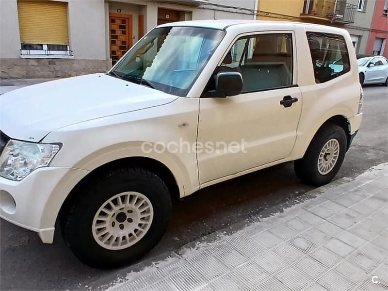 Blanco Usado 2012 Mitsubishi Montero Motion SUV | 18.700 € (Buen precio) - Imagen 1/4