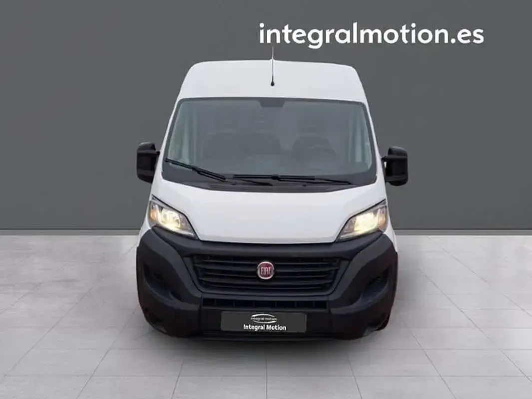 Usado Fiat Ducato 135 CV (99 kW) 2021 Blanco Van