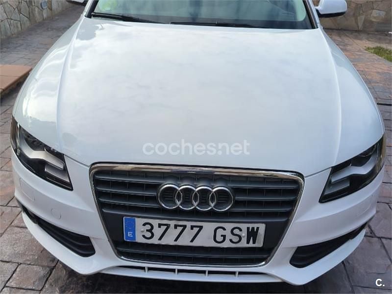 Blanco Usado 2010 Audi A4 Familiar | 7500 € (Precio justo) - Imagen 1/4