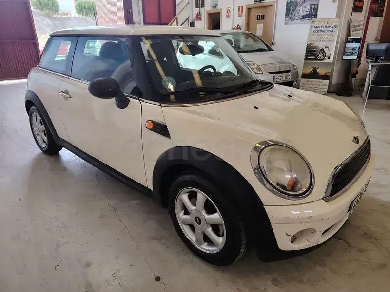 Usado Mini ONE 95 CV (69 kW) 2009 Blanco Utilitario