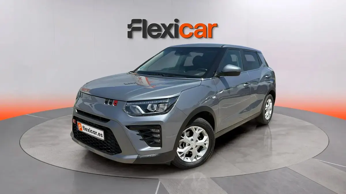 Usado SsangYong Tivoli 135 CV (99 kW) 2024 Gris SUV