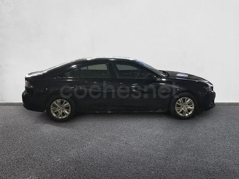 Usado Peugeot 508 Active 131 CV (96 kW) 2022 Azul Berlina