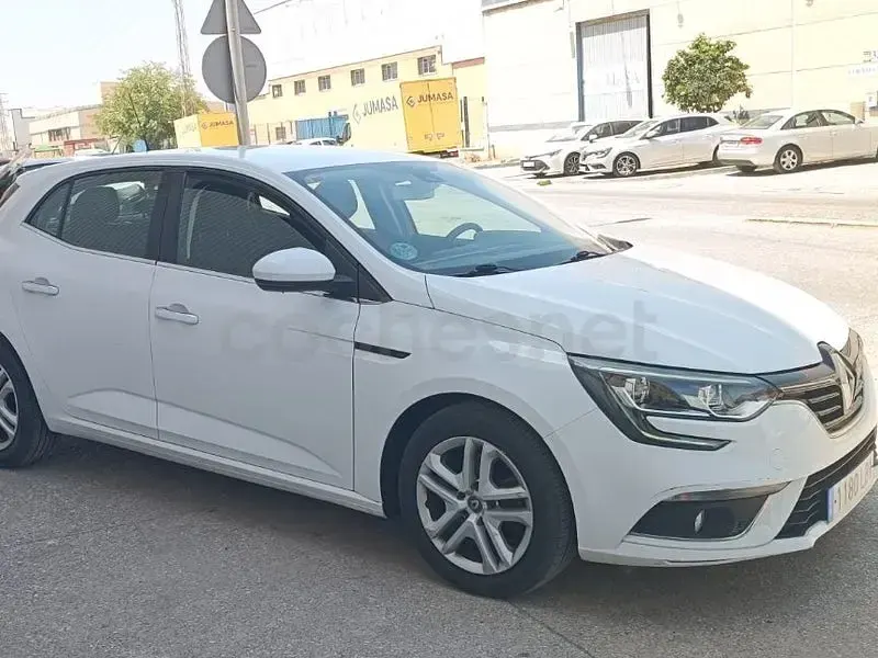 Usado Renault Mégane Business 95 CV (69 kW) 2019 Blanco Berlina