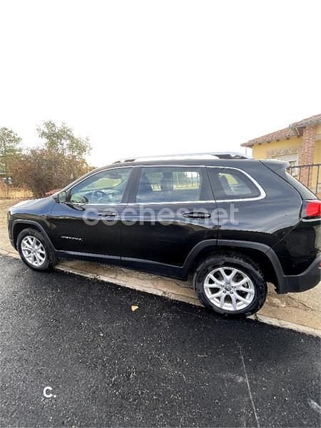 Usado Jeep Cherokee Longitude 170 CV (125 kW) 2015 Negro SUV