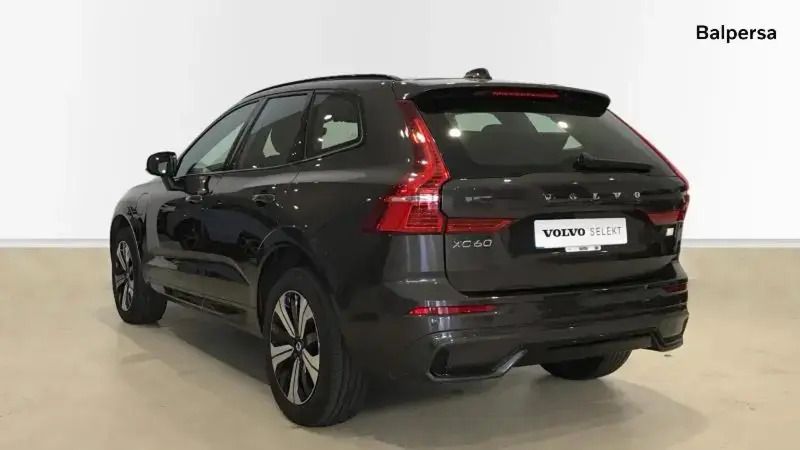 Usado Volvo XC60 Plus 350 CV (257 kW) 2024 Marron SUV