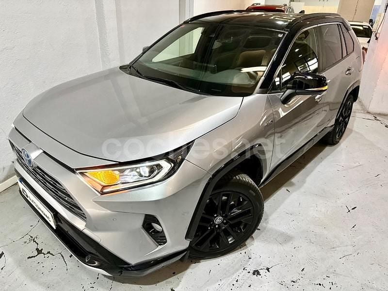 Usado Toyota RAV4 Hybrid Style 218 CV (160 kW) 2021 Gris / plata SUV