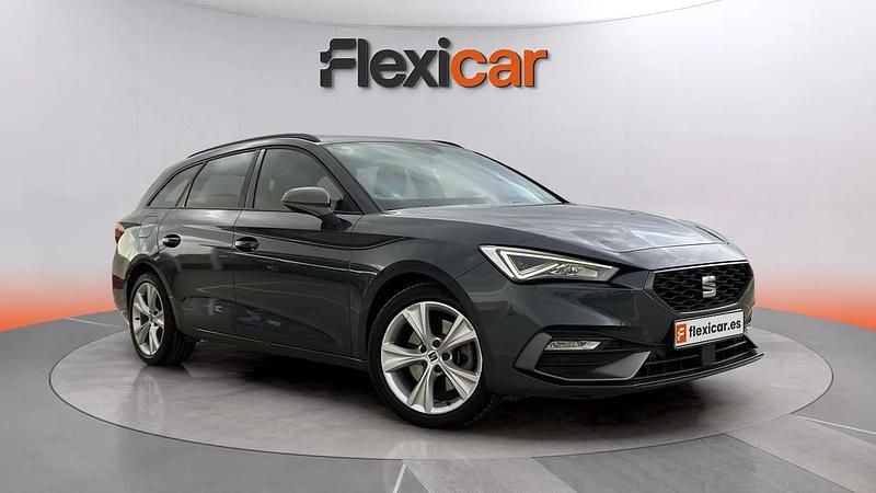 Usado Seat Leon FR 150 CV (110 kW) 2020 Azul Berlina