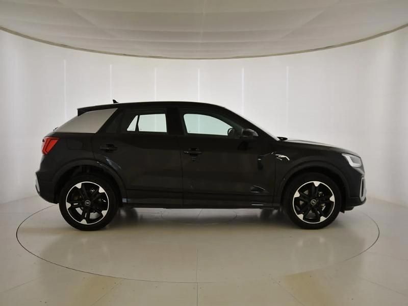 Usado Audi Q2 S-Line 116 CV (85 kW) 2025 Negro SUV