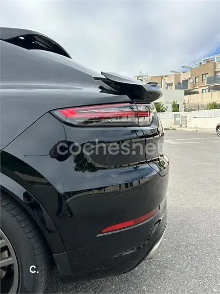 Usado Porsche Cayenne E-Hybrid Coupe 462 CV (339 kW) 2020 Negro SUV