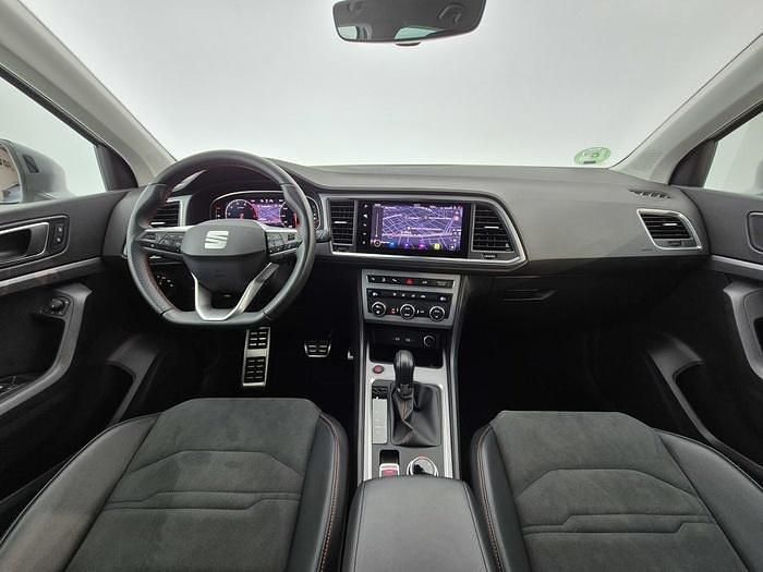 Usado Seat Ateca FR 150 CV (110 kW) 2024 Gris / plata SUV