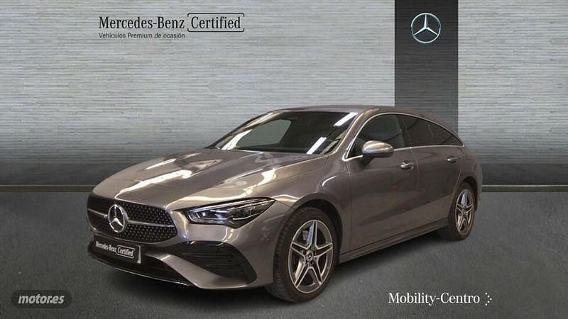 Usado Mercedes CLA250e Shooting Brake 218 CV (160 kW) 2025 Gris Familiar