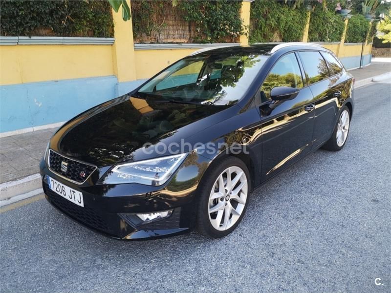 Negro Usado 2016 Seat Leon ST FR Familiar | 13.900 € (Precio justo) - Imagen 1/4
