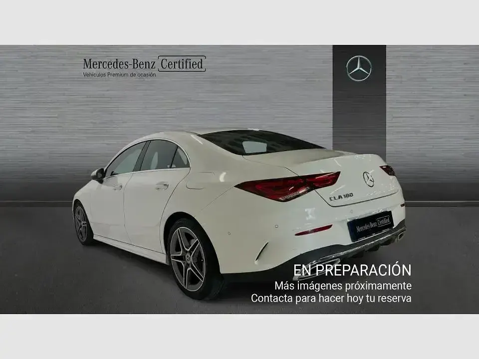Usado Mercedes CLA180 136 CV (100 kW) 2022 Blanco Berlina
