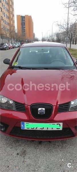 Granate Usado 2007 Seat Ibiza Reference Berlina | 3700 € (Precio justo) - Imagen 1/4