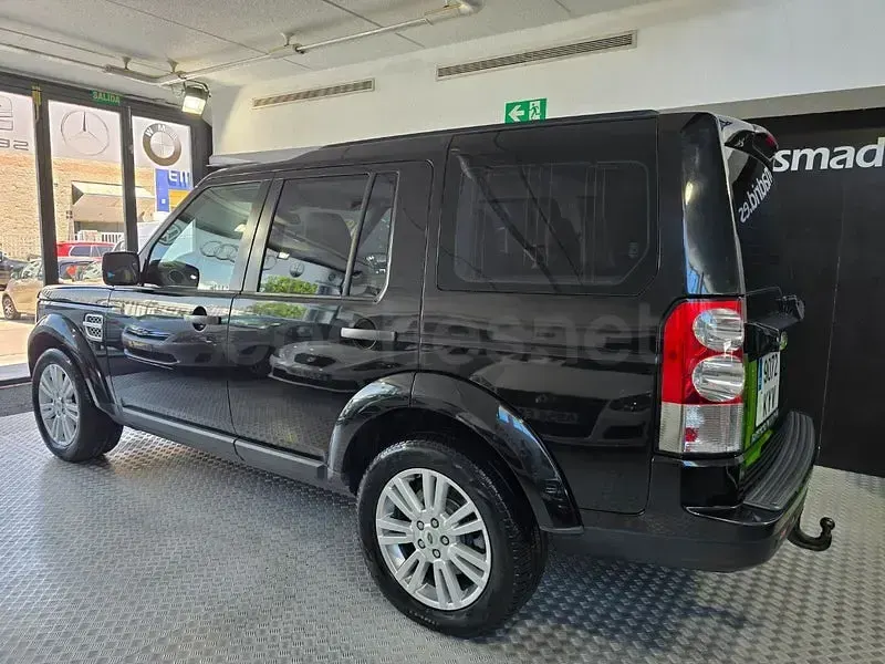 Usado Land Rover Discovery 4 HSE 245 CV (180 kW) 2009 Negro SUV