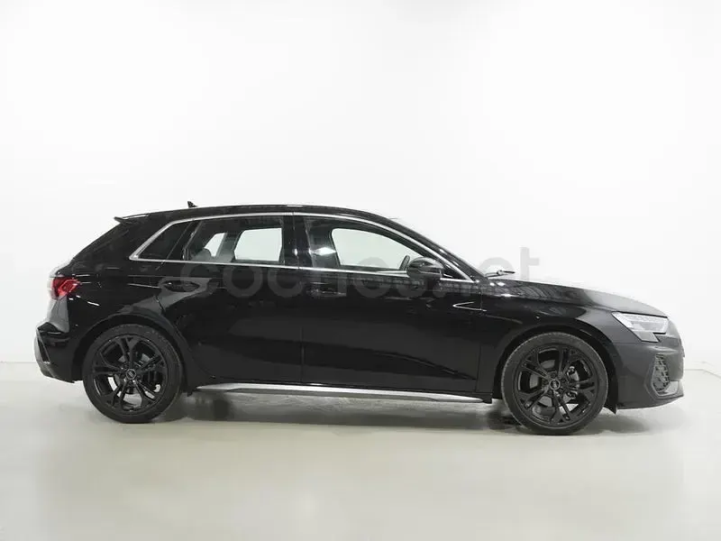 Usado Audi A3 150 CV (110 kW) 2024 Negro Berlina