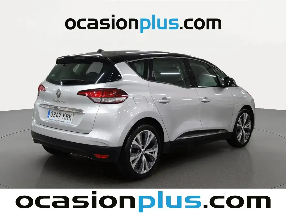 Usado Renault Scénic Zen 140 CV (102 kW) 2018 Gris Monovolumen