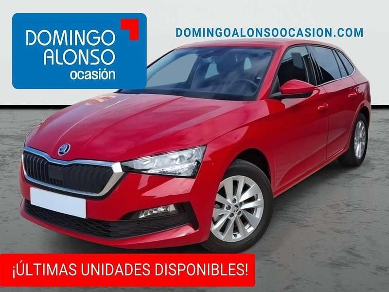 Rojo Usado 2023 Skoda Scala Ambition Utilitario | 16.390 € (Precio justo) - Imagen 1/4