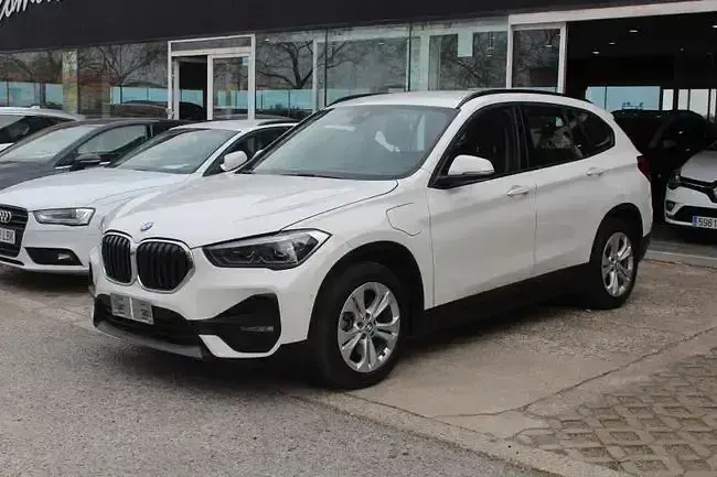 Usado BMW X1 Advantage 220 CV (161 kW) 2021 Blanco SUV