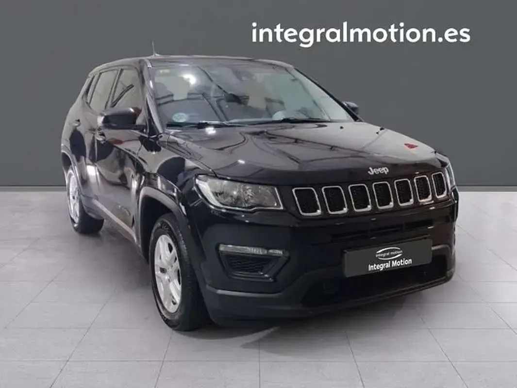 Usado Jeep Compass Longitude 140 CV (102 kW) 2018 Negro SUV